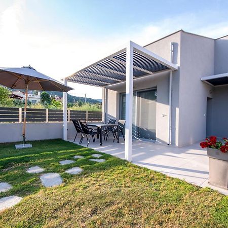 Nea Iraklitsa Ag Luxury Villas, Iraklitsa מראה חיצוני תמונה